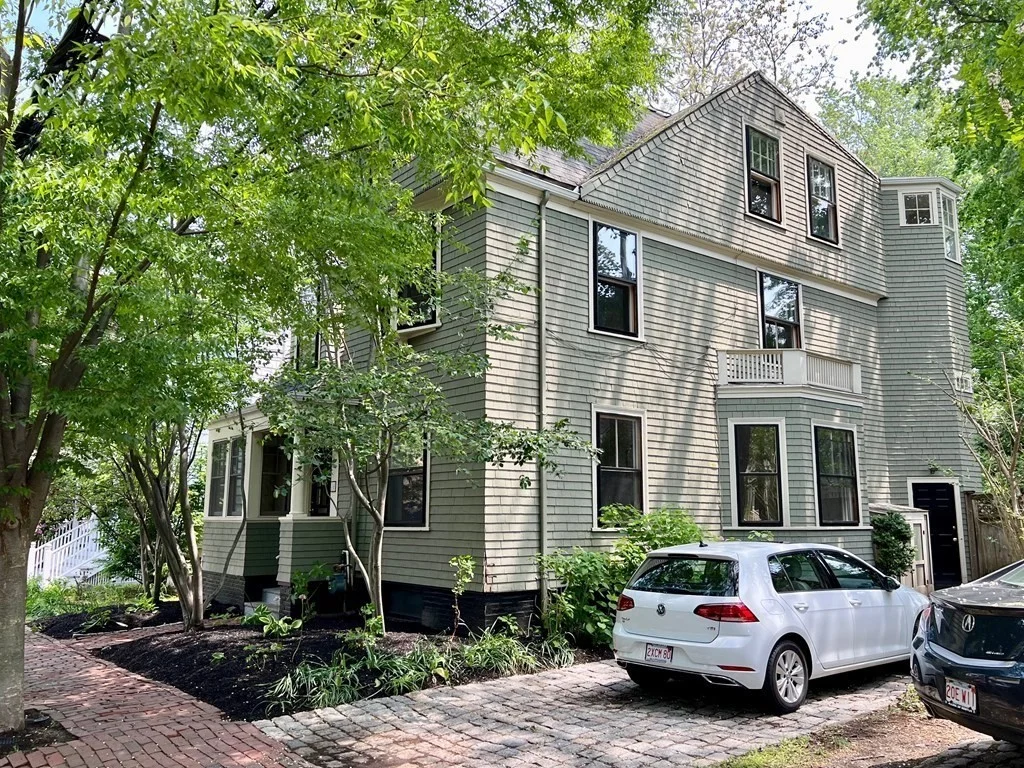 4 bed, 3 bath apartment for rent at 28 Ellsworth Unit 28, Cambridge — photo 1 of 23