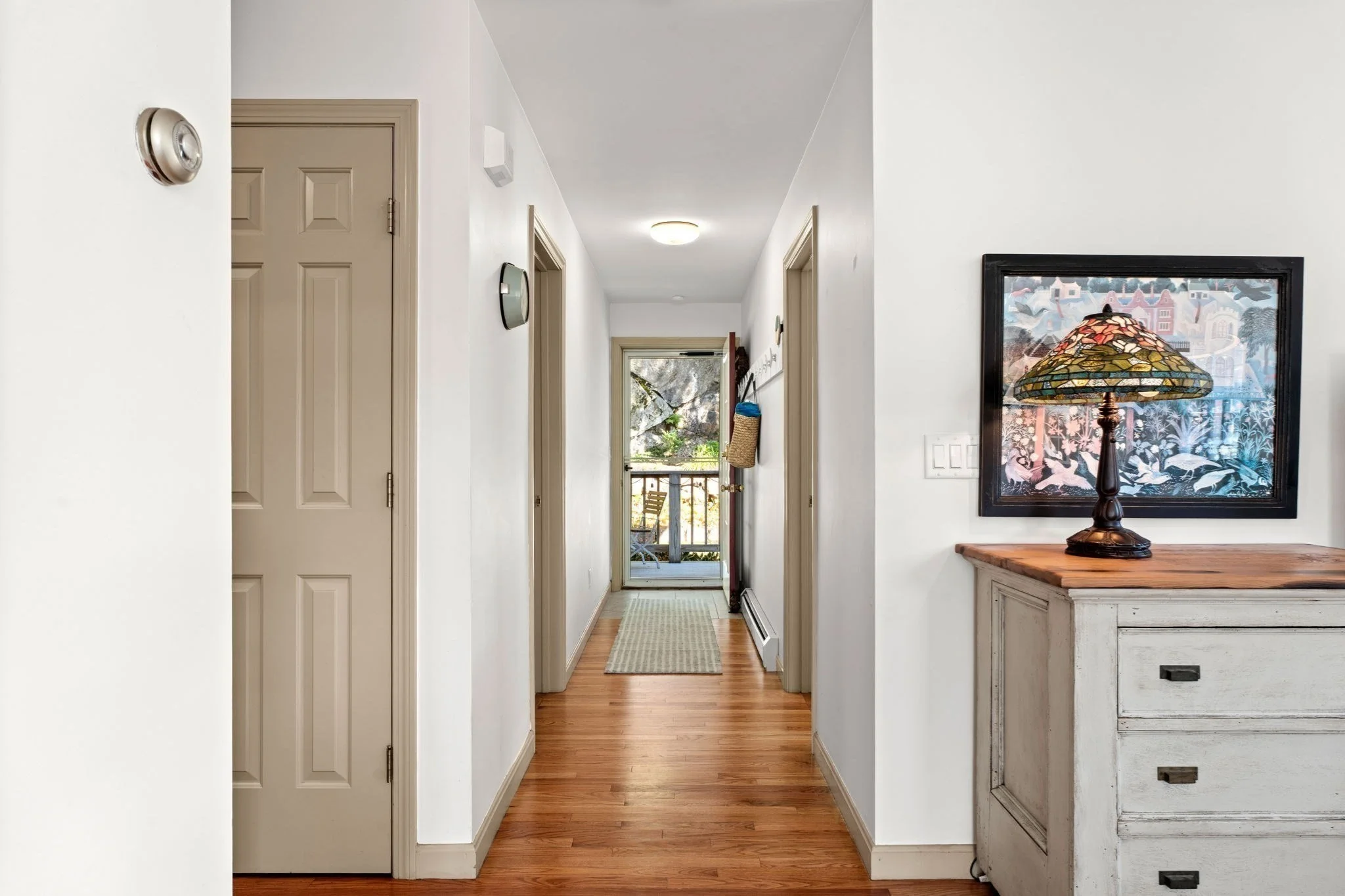2 bed, 1 bath apartment for rent at 28 Elm St Unit 2, Manchester — photo 11 of 22
