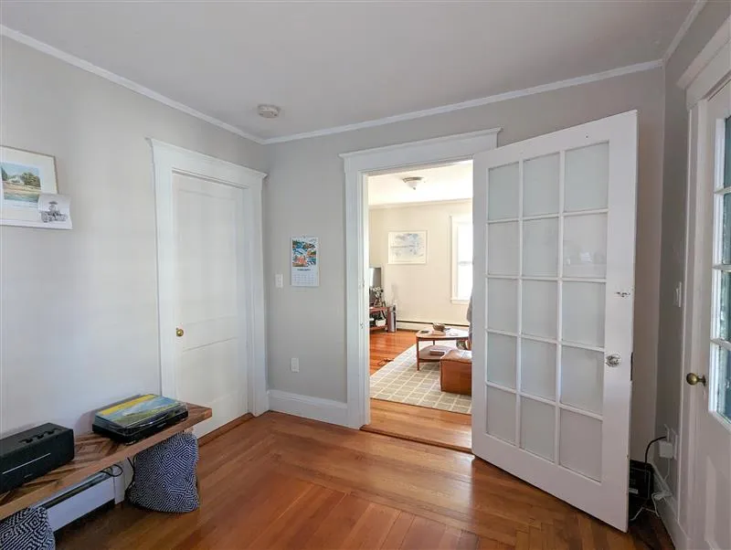 2 bed, 1 bath apartment for rent at 28 Fairmont Ave Unit 2, Cambridgeport — photo 5 of 18