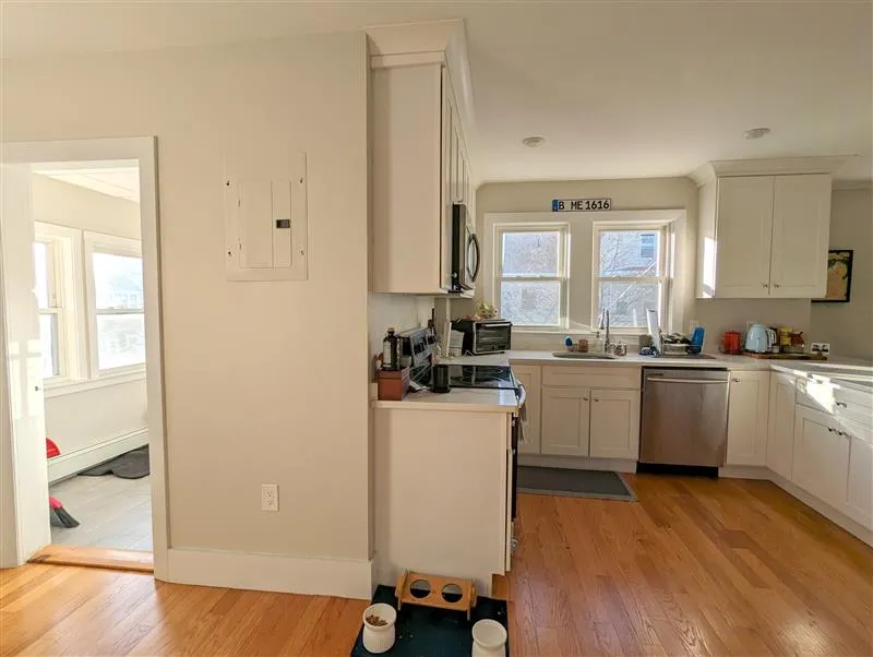 2 bed, 1 bath apartment for rent at 28 Fairmont Ave Unit 2, Cambridgeport — photo 15 of 18