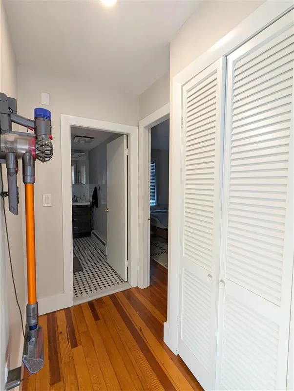 2 bed, 1 bath apartment for rent at 28 Fairmont Ave Unit 2, Cambridgeport — photo 6 of 18