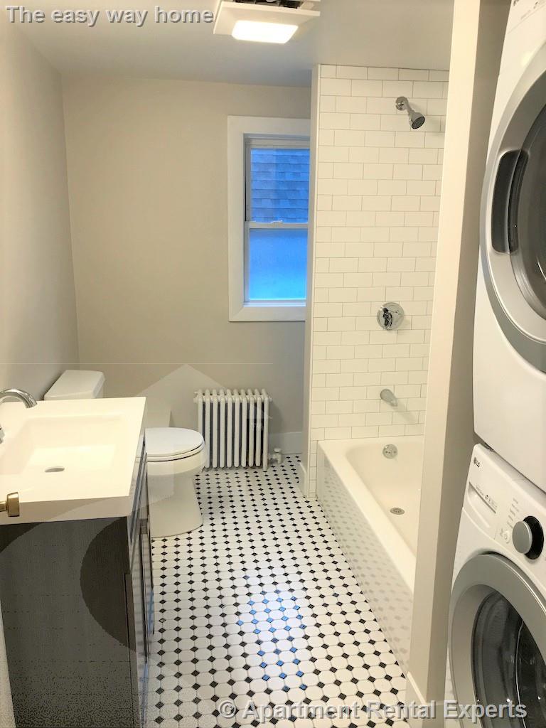 2 bed, 1 bath apartment for rent at 28 Fairmount Ave Unit 3, Teele Square — photo 6 of 7
