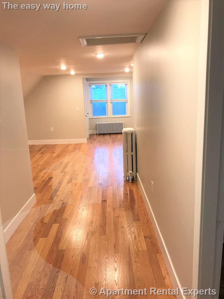 2 bed, 1 bath apartment for rent at 28 Fairmount Ave Unit 3, Teele Square — photo 3 of 7