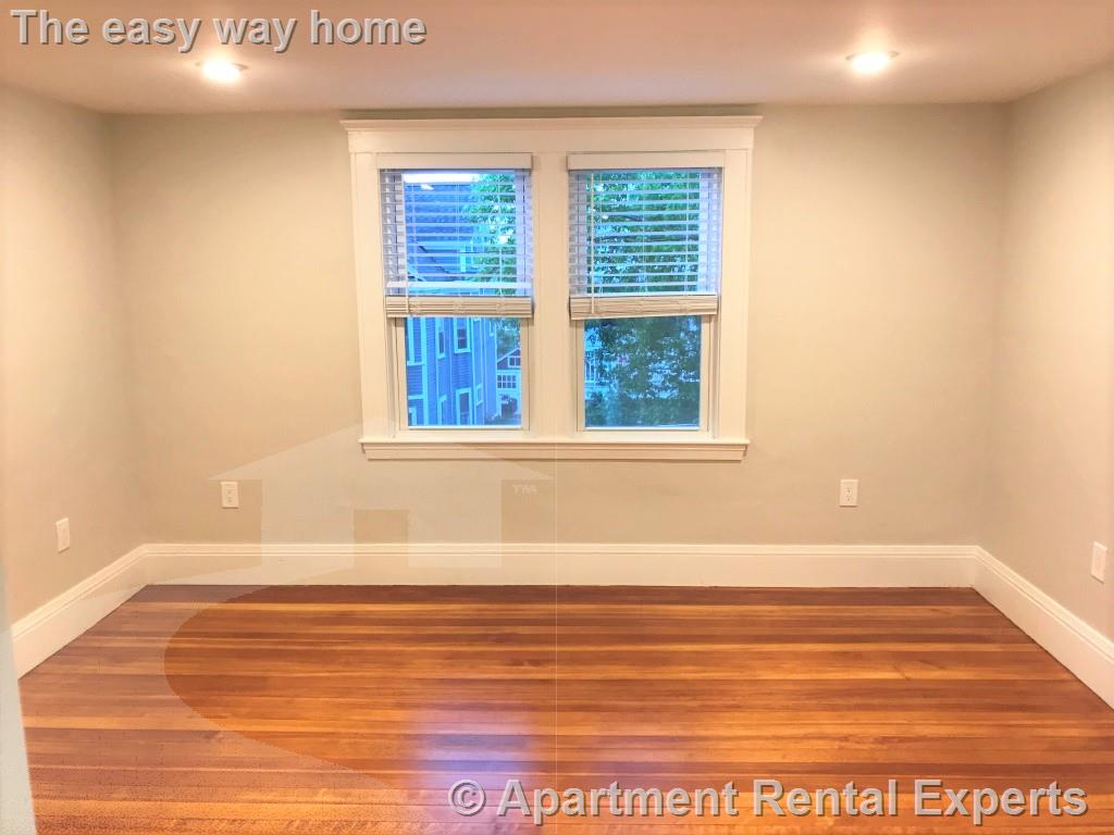 2 bed, 1 bath apartment for rent at 28 Fairmount Ave Unit 3, Teele Square — photo 5 of 7