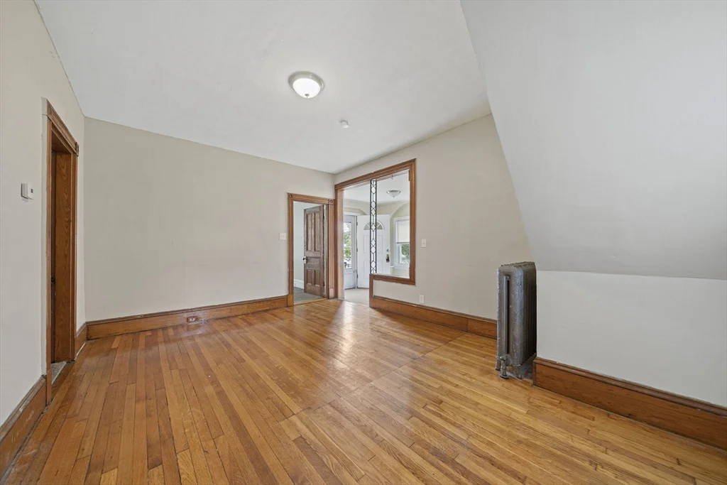 3 bed, 1 bath apartment for rent at 28 Federal Ave Unit 28, Quincy — photo 7 of 18