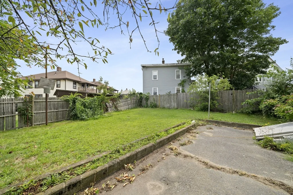 3 bed, 1 bath apartment for rent at 28 Federal Ave Unit 28, Quincy — photo 17 of 18
