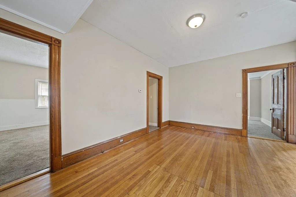 3 bed, 1 bath apartment for rent at 28 Federal Ave Unit 28, Quincy — photo 8 of 18