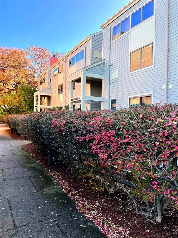 2 bed, 2 bath apartment for rent at 28 Federal St Unit 5, Salem — photo 27 of 28