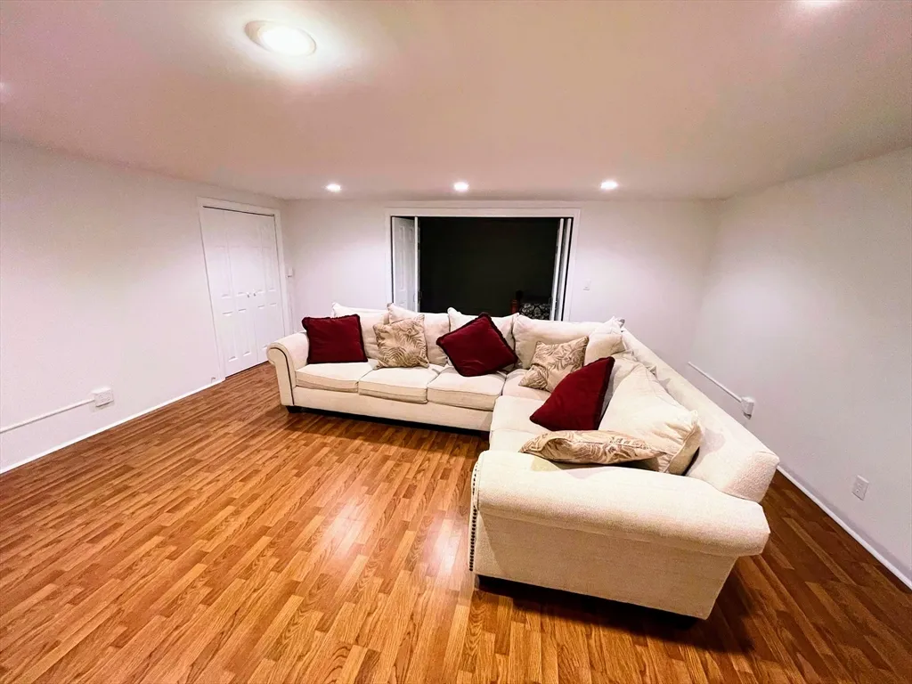 2 bed, 2 bath apartment for rent at 28 Federal St Unit 5, Salem — photo 13 of 28