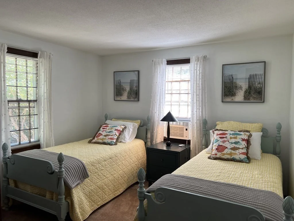 2 bed, 1 bath apartment for rent at 28 Fishermans Cove Rd, Davisville — photo 9 of 18