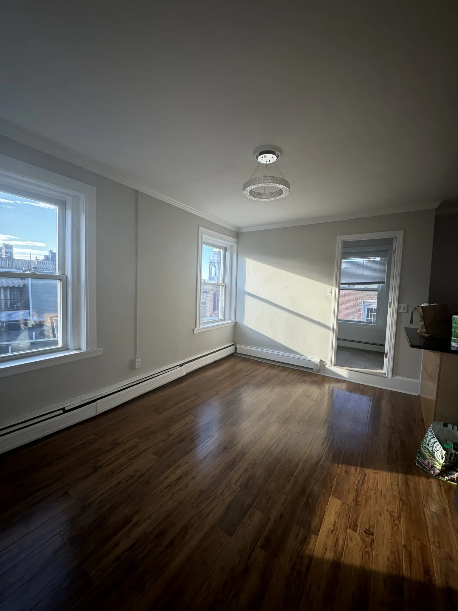 3 bed, 1 bath apartment for rent at 28 Fleet St Unit 28, North End — photo 14 of 29