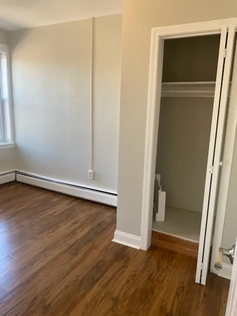 3 bed, 1 bath apartment for rent at 28 Fleet St Unit 28, North End — photo 18 of 29