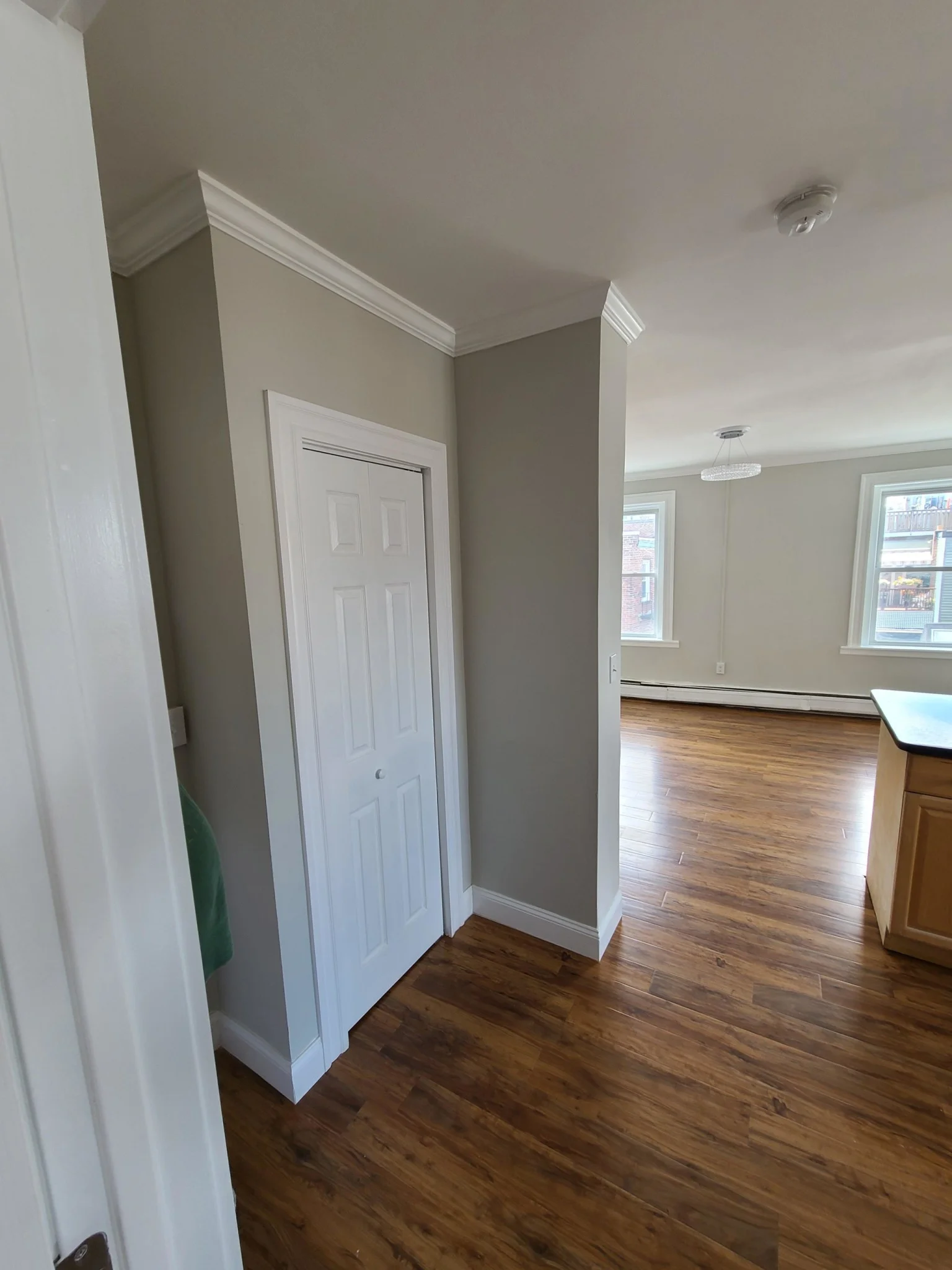 3 bed, 1 bath apartment for rent at 28 Fleet St Unit 28, North End — photo 27 of 29
