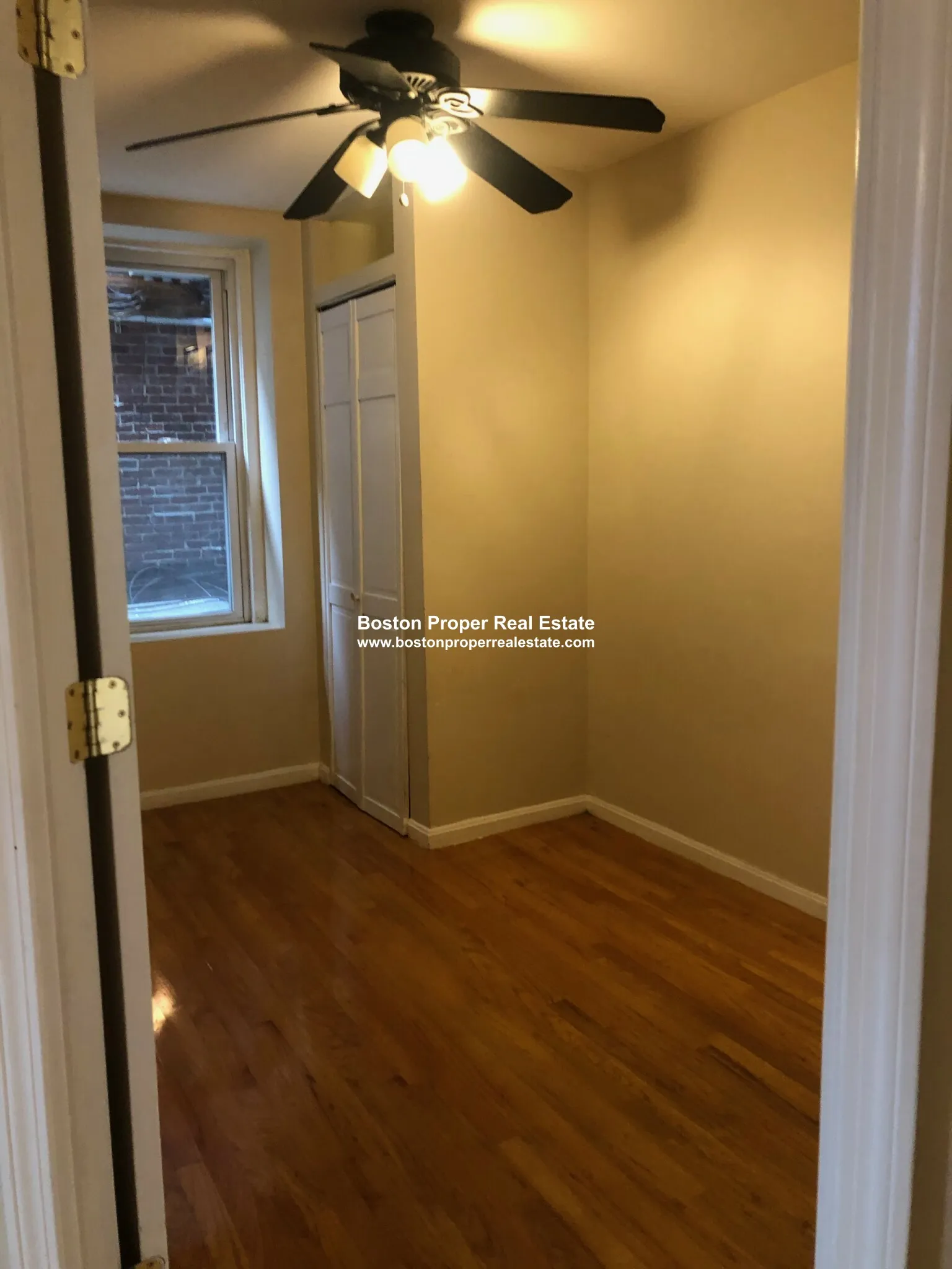 3 bed, 1 bath apartment for rent at 28 Fleet St Unit 3, North End — photo 12 of 36
