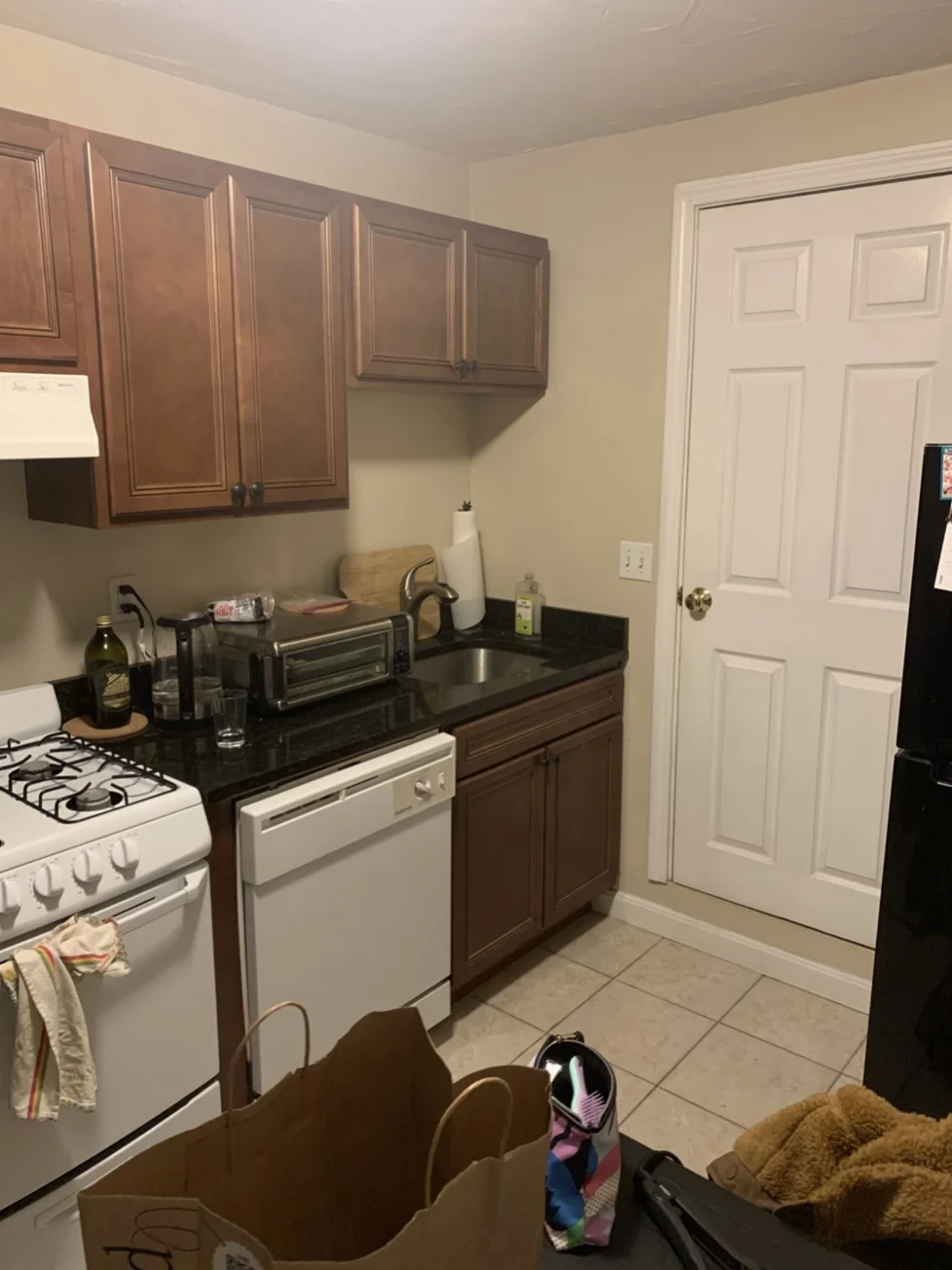 1 bed, 1 bath apartment for rent at 28 Fleet St Unit 9, North End — photo 2 of 4