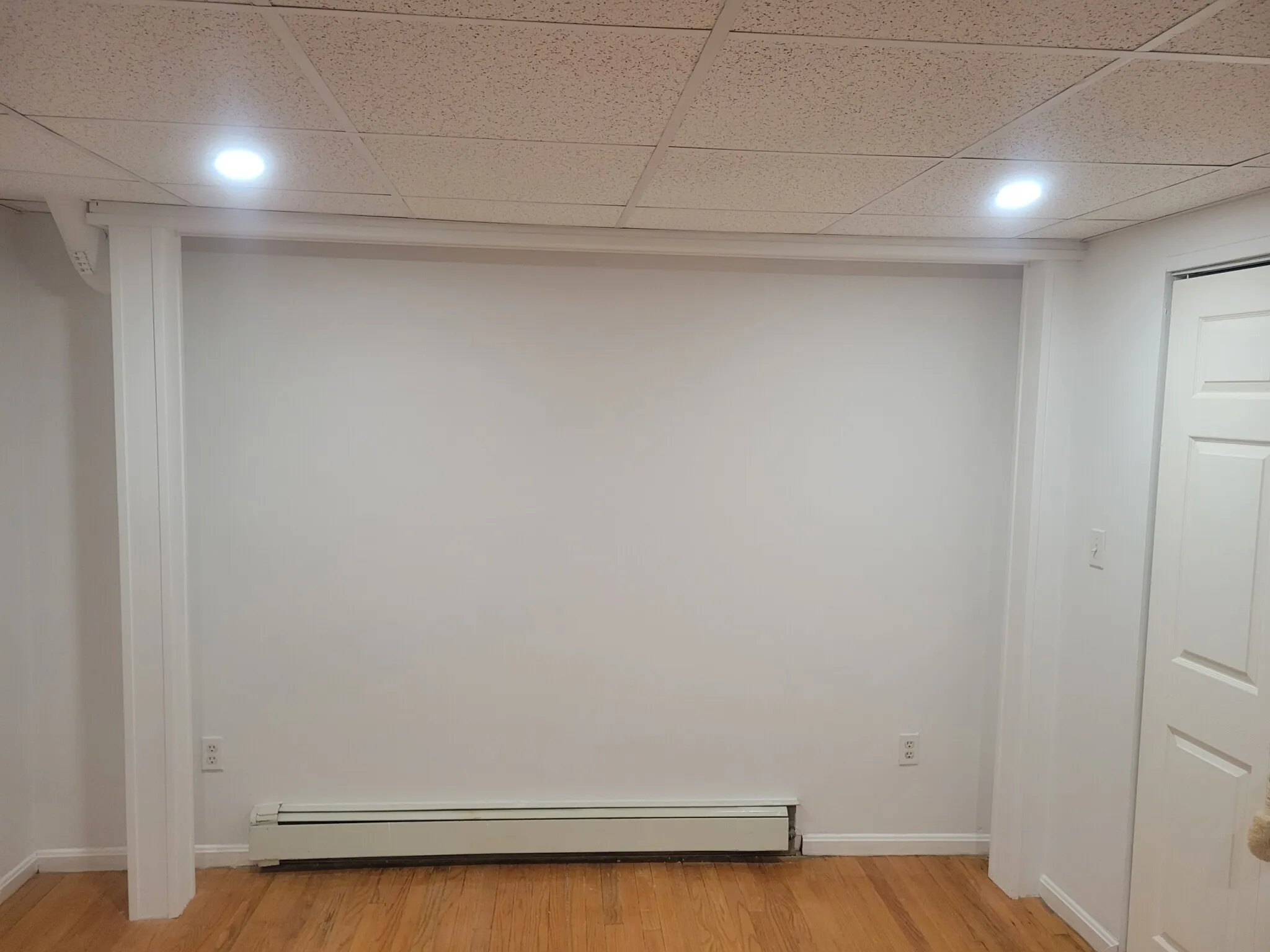 3 bed, 2 bath apartment for rent at 28 Fleet St Unit A, North End — photo 70 of 73