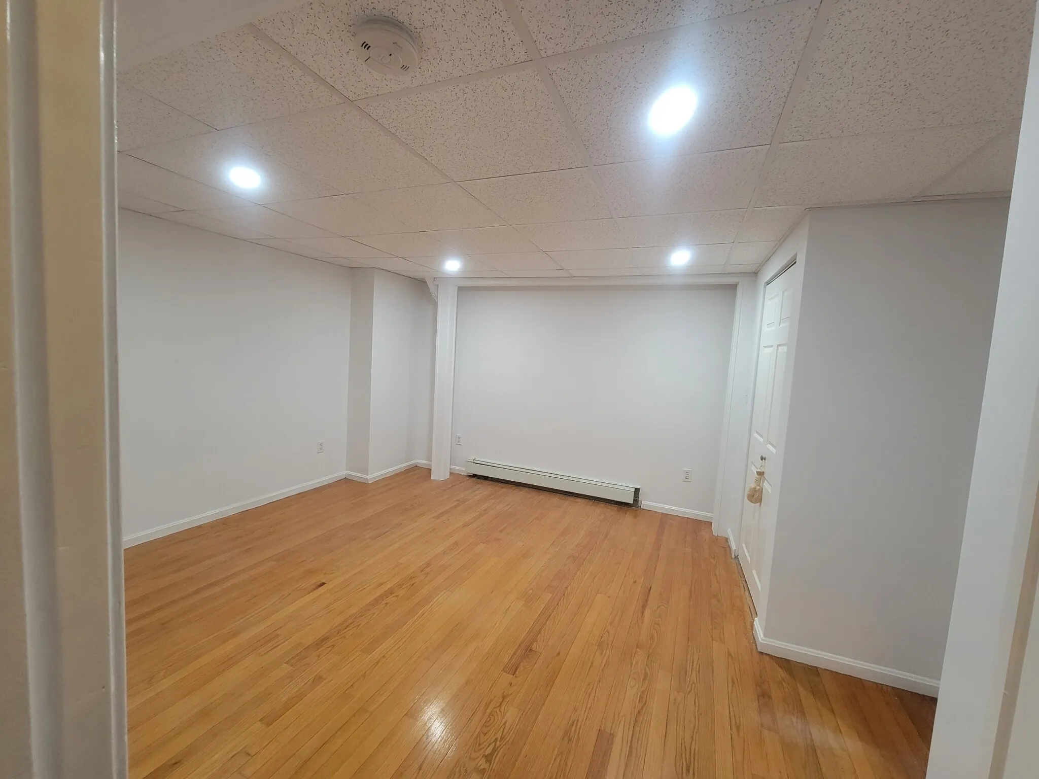 3 bed, 2 bath apartment for rent at 28 Fleet St Unit A, North End — photo 71 of 73