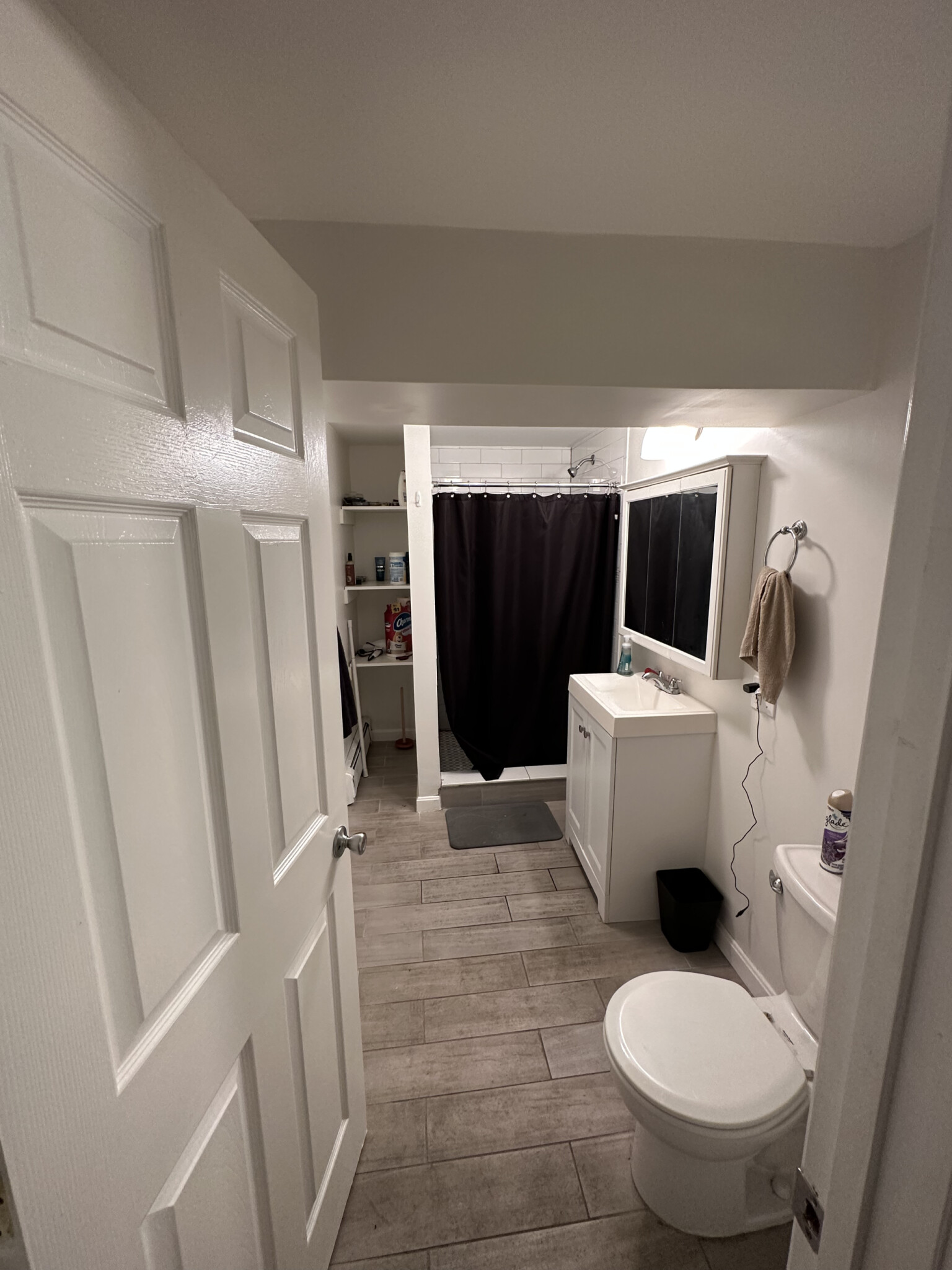 3 bed, 2 bath apartment for rent at 28 Fleet St Unit A, North End — photo 24 of 41