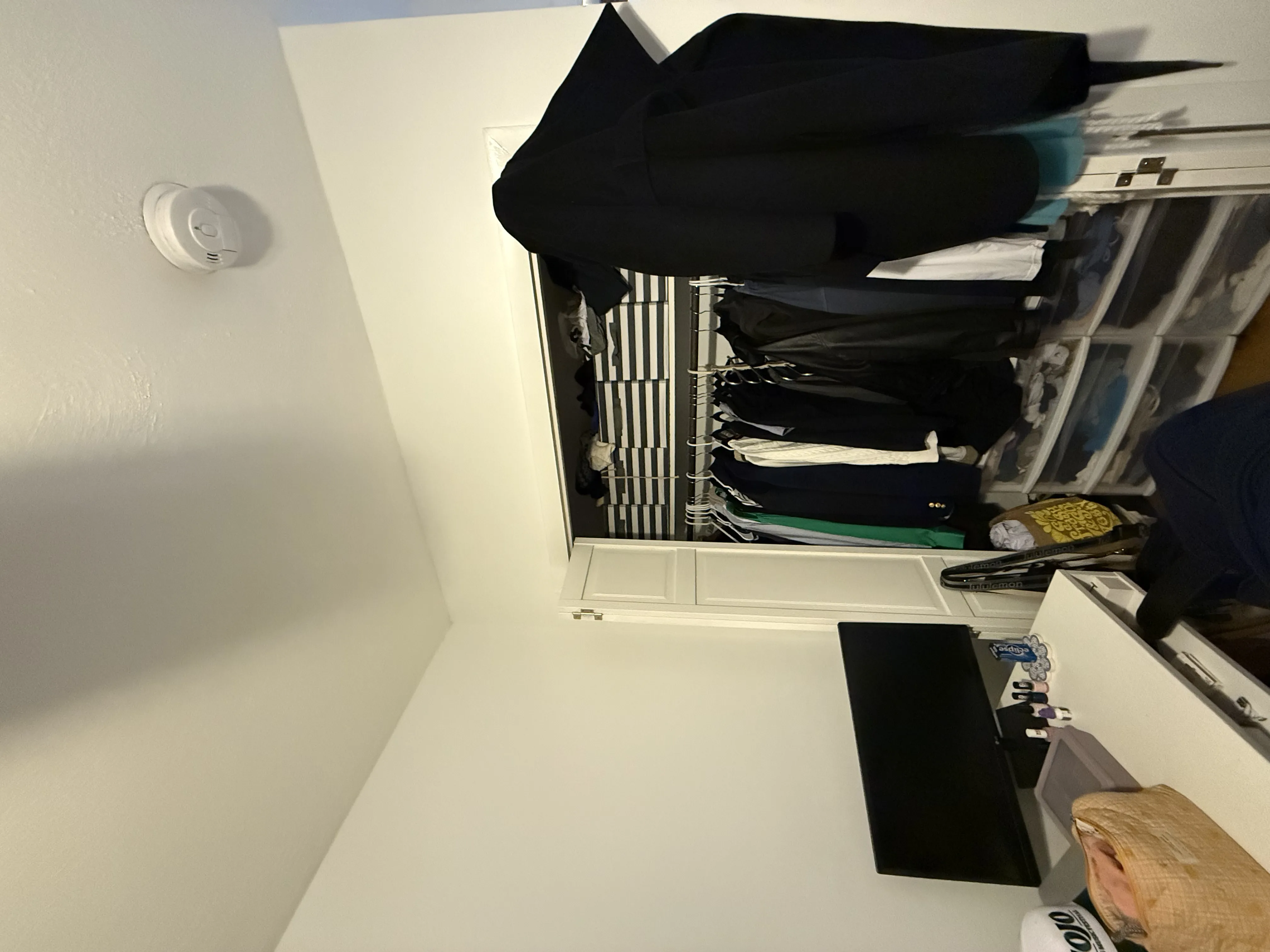 3 bed, 2 bath apartment for rent at 28 Fleet St Unit A, North End — photo 7 of 73