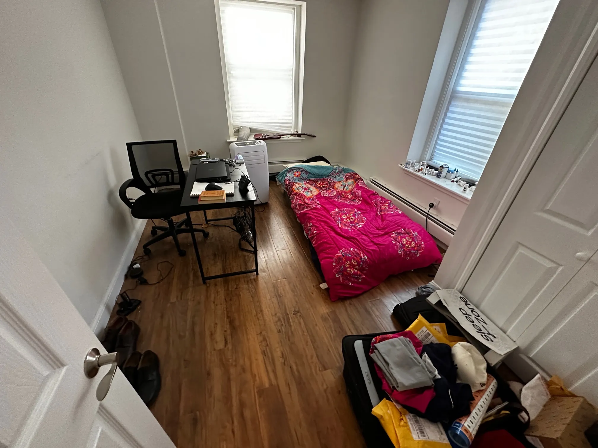 3 bed, 2 bath apartment for rent at 28 Fleet St Unit A, North End — photo 39 of 73
