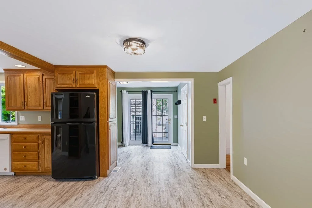 3 bed, 2 bath apartment for rent at 28 Forrester St Unit 28, Newburyport — photo 12 of 42