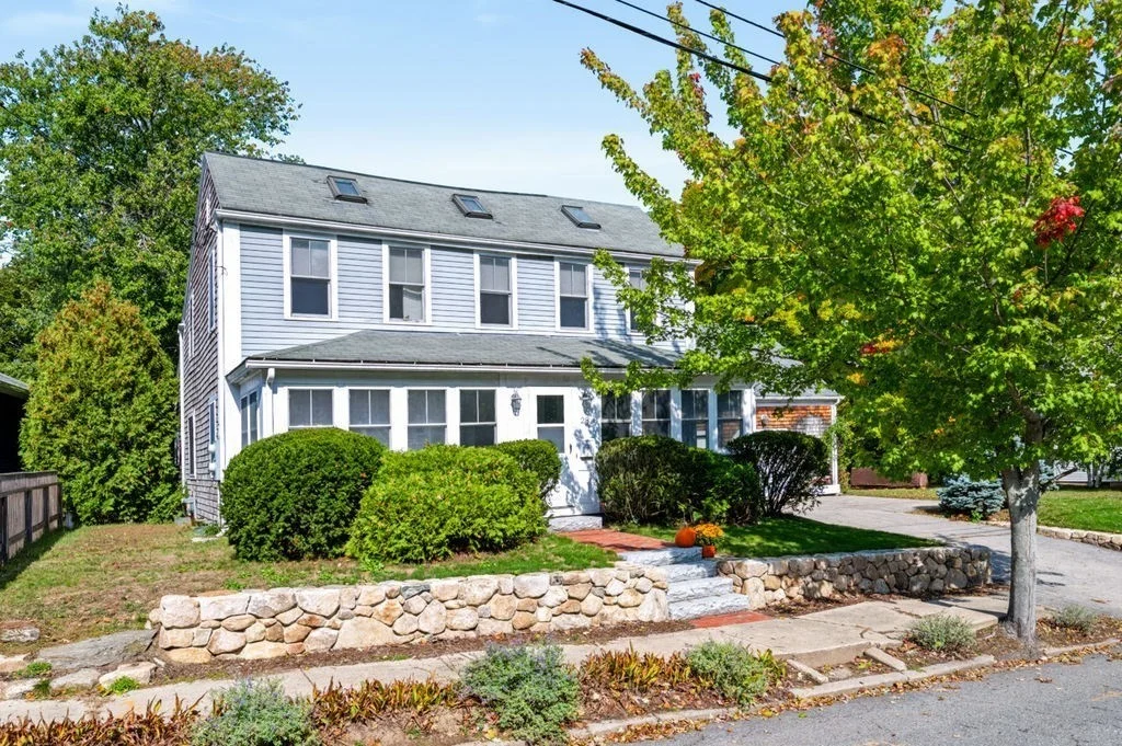 3 bed, 2 bath apartment for rent at 28 Forrester St Unit 28, Newburyport — photo 2 of 42