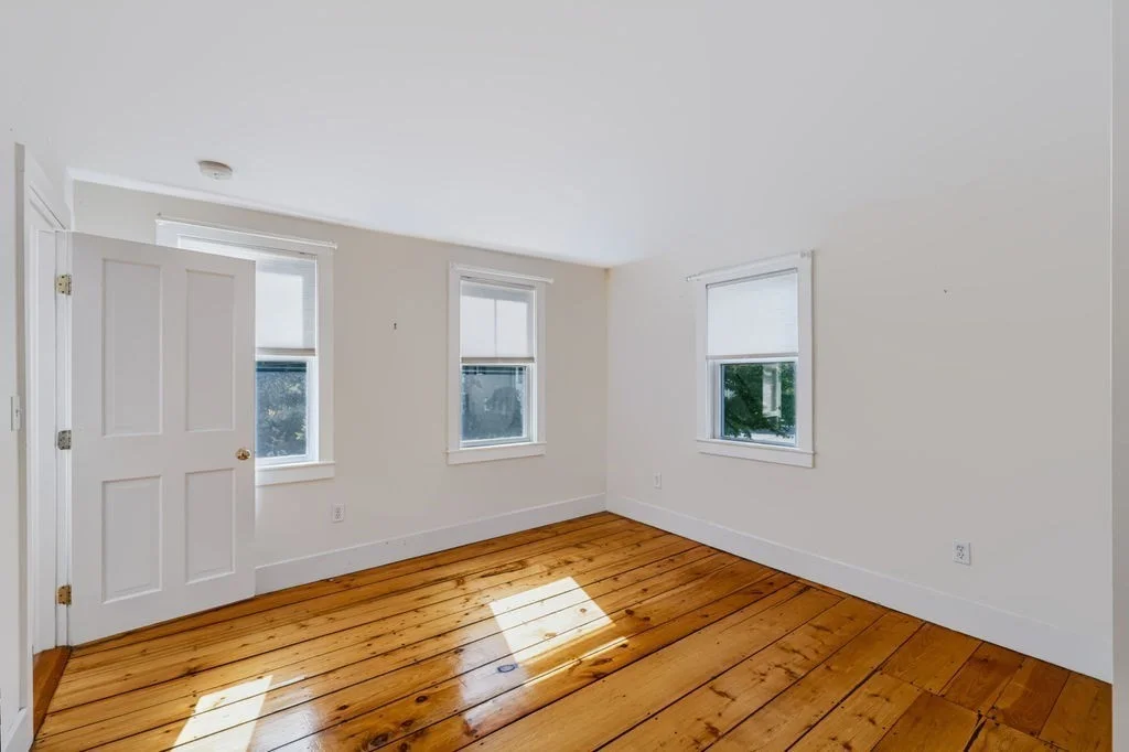 3 bed, 2 bath apartment for rent at 28 Forrester St Unit 28, Newburyport — photo 34 of 42