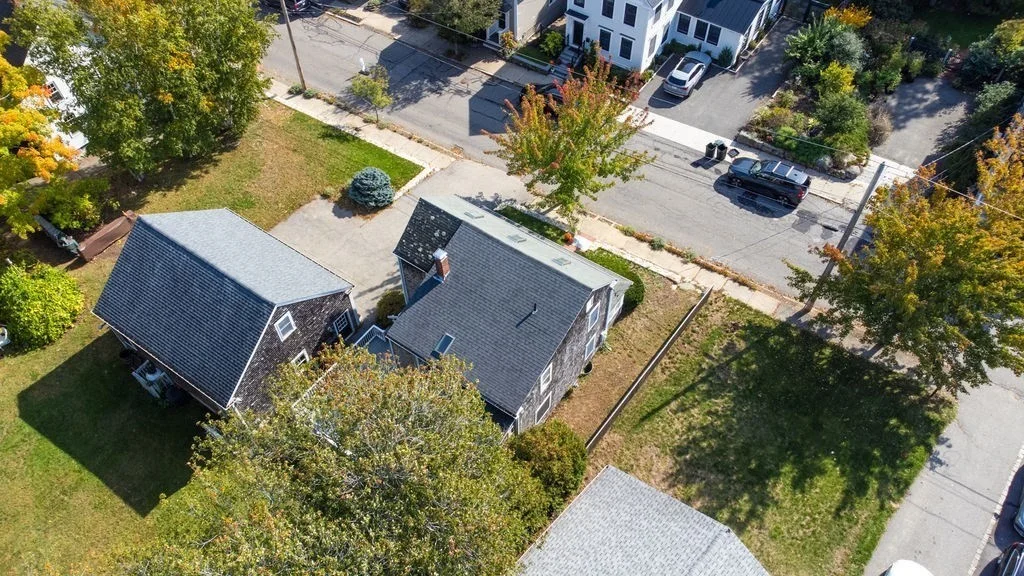 3 bed, 2 bath apartment for rent at 28 Forrester St Unit 28, Newburyport — photo 40 of 42