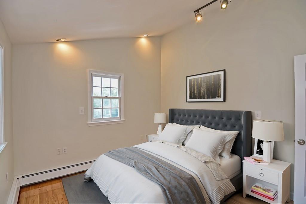 4 bed, 2 bath apartment for rent at 28 Fuller Ter Unit 2, West Newton — photo 3 of 13