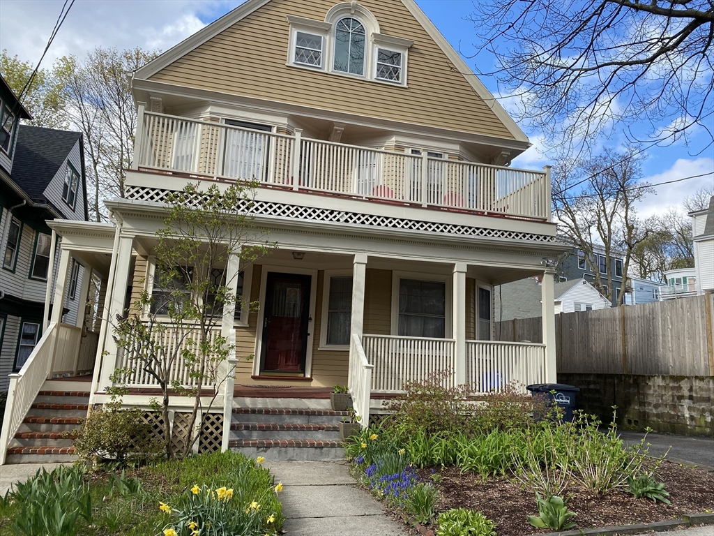 2 bed, 2 bath apartment for rent at 28 Glen Rd Unit 2, Jamaica Plain