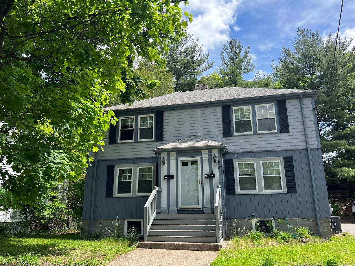 2.5 bed, 1 bath apartment for rent at 28 Glenellen Rd Unit 1, West Roxbury — photo 11 of 14