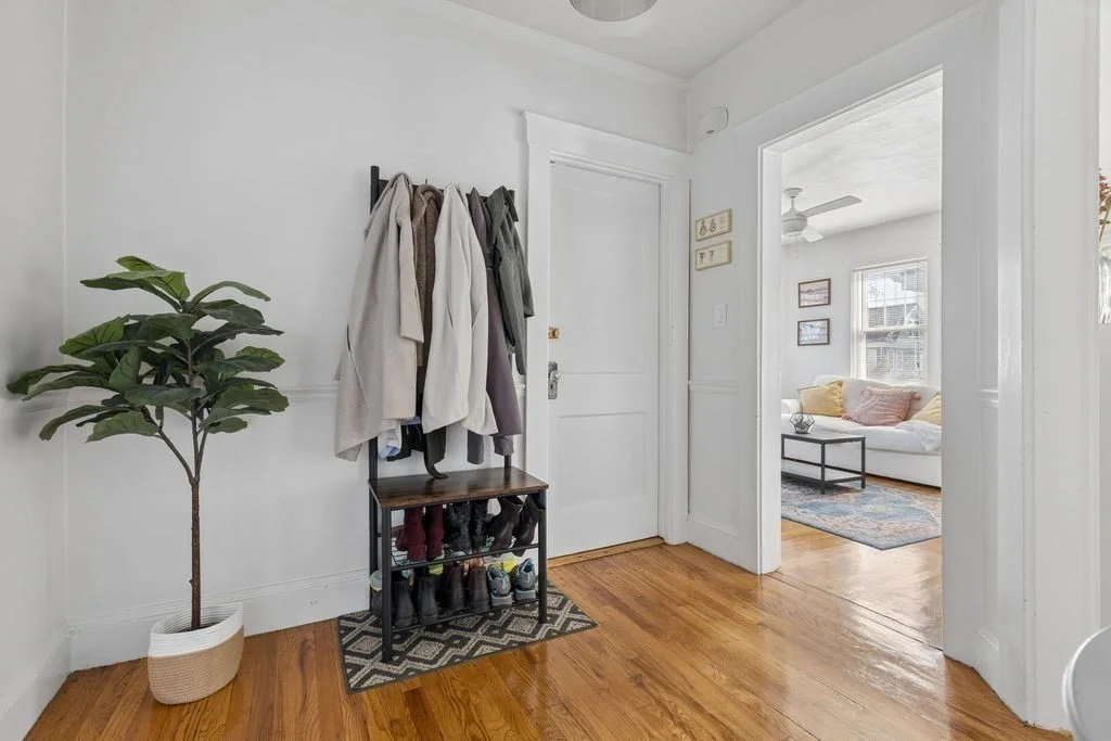 3 bed, 1 bath apartment for rent at 28 Glenrose Rd Unit 2, Dorchester — photo 16 of 21