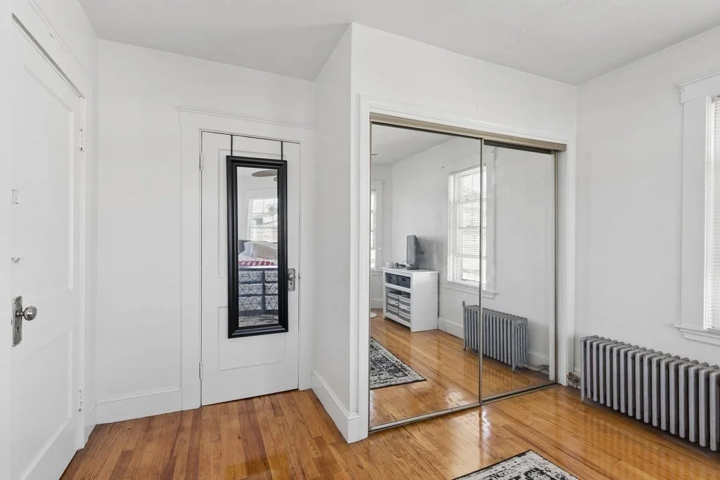 3 bed, 1 bath apartment for rent at 28 Glenrose Rd Unit 2, Dorchester — photo 15 of 21