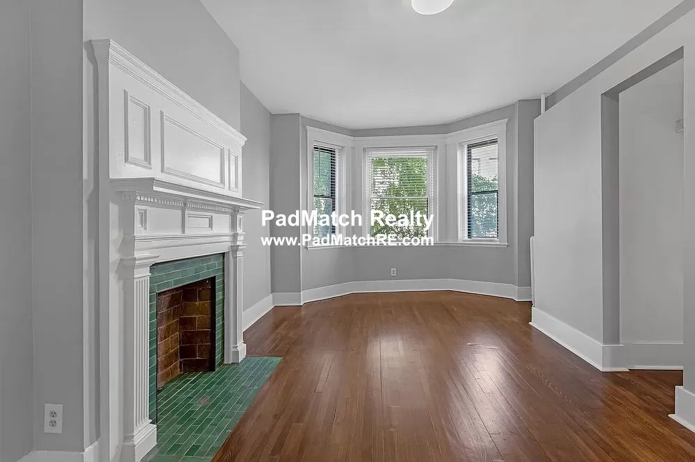4 bed, 2 bath apartment for rent at 28 Glenville Ter Unit 2, Brighton — photo 9 of 20