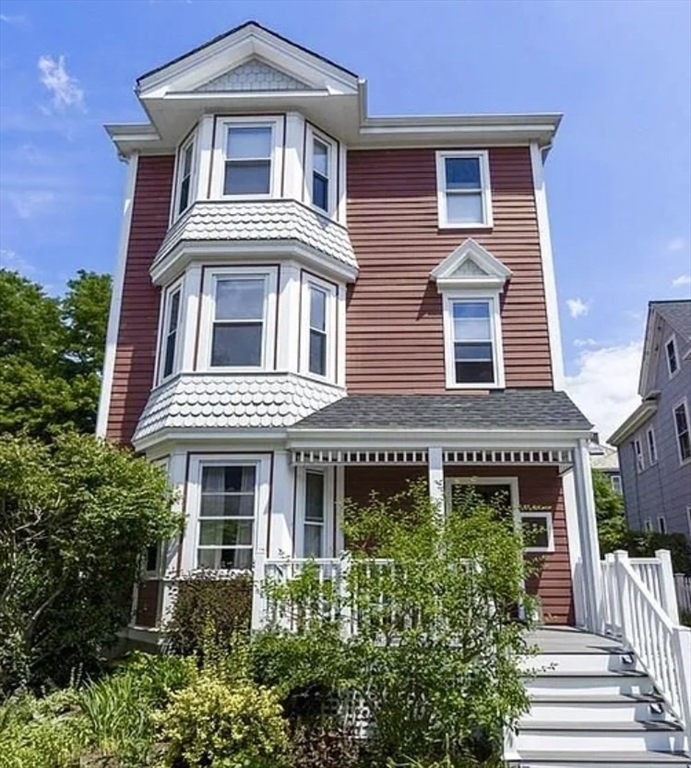 2 bed, 1 bath apartment for rent at 28 Goldsmith St Unit 2, Jamaica Plain — photo 11 of 11