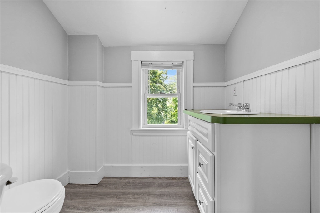 3 bed, 1 bath apartment for rent at 28 Greenwood Ave, Weymouth — photo 18 of 32