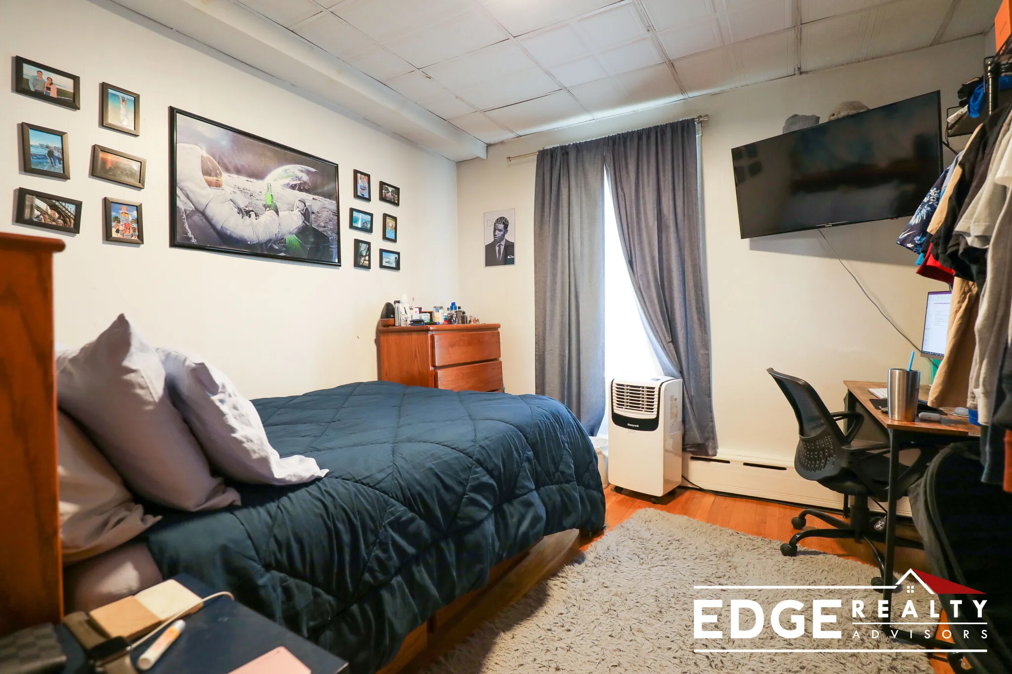 5 bed, 2 bath apartment for rent at 28 Greylock Rd Unit 1, Allston — photo 9 of 12