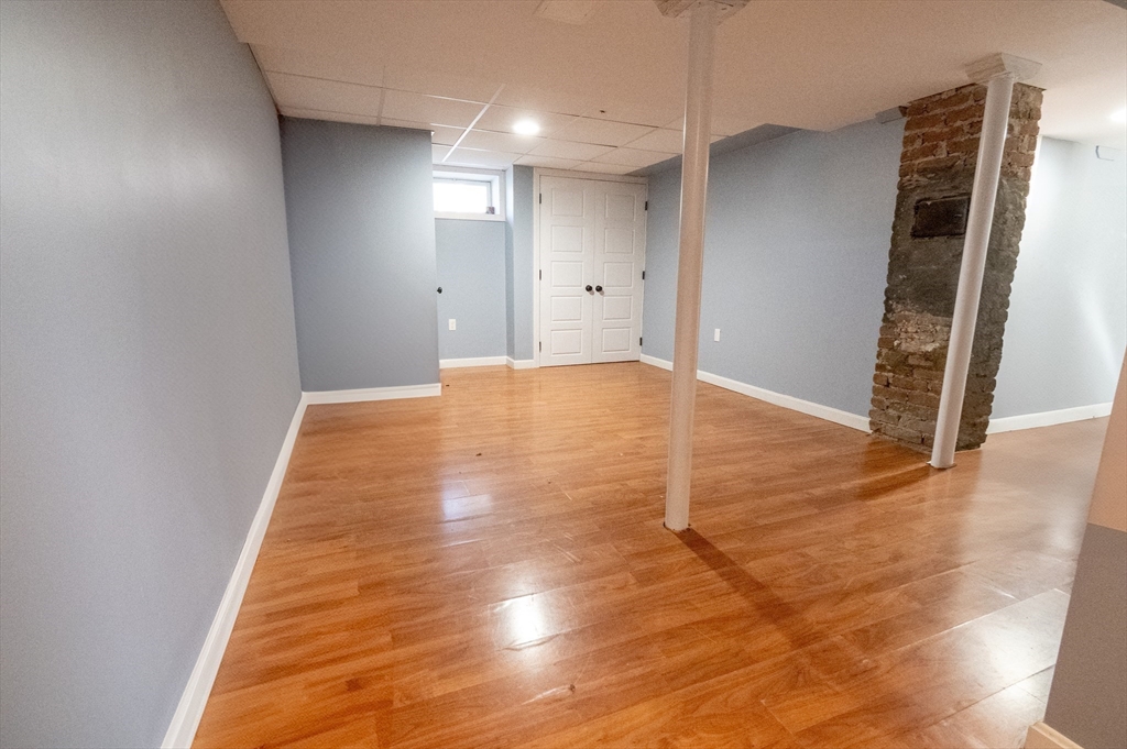 5 bed, 2 bath apartment for rent at 28 Harding Ter Unit 1, Dedham — photo 5 of 24