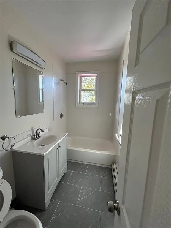 3 bed, 1 bath apartment for rent at 28 Harvard Ave Unit 3, Dorchester — photo 5 of 12