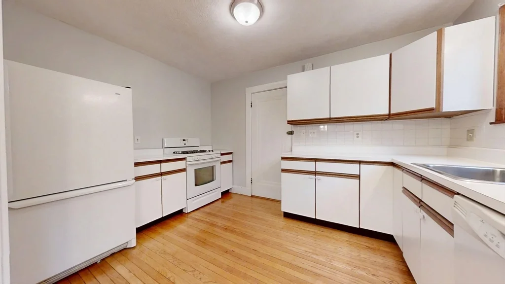 2 bed, 1 bath apartment for rent at 28 Hibbard Unit 1, Newton Corner — photo 8 of 15