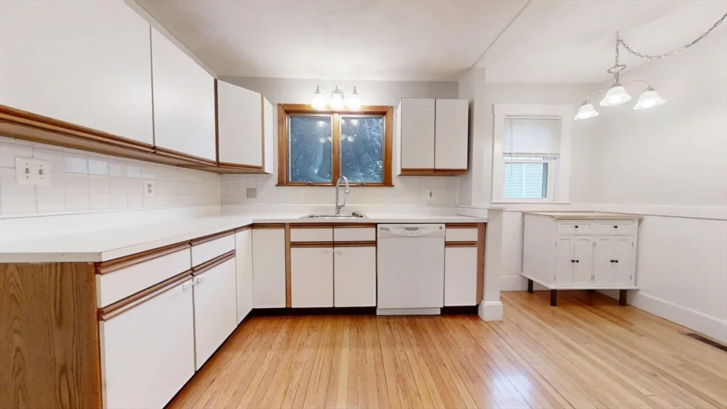 2 bed, 1 bath apartment for rent at 28 Hibbard Unit 1, Newton Corner — photo 9 of 15