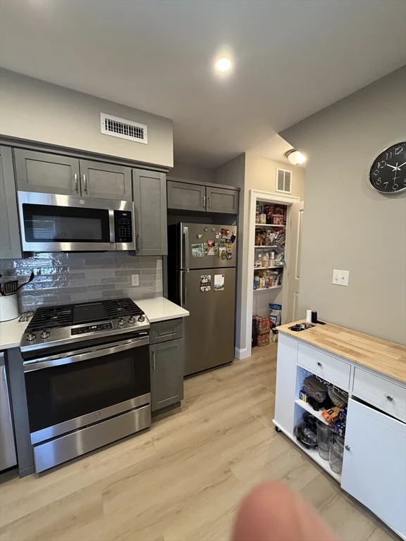 2 bed, 2 bath apartment for rent at 28 High St Unit 2, Waltham — photo 2 of 14