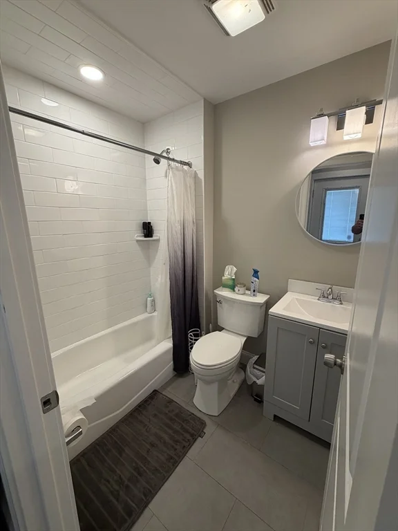2 bed, 2 bath apartment for rent at 28 High St Unit 2, Waltham — photo 5 of 14