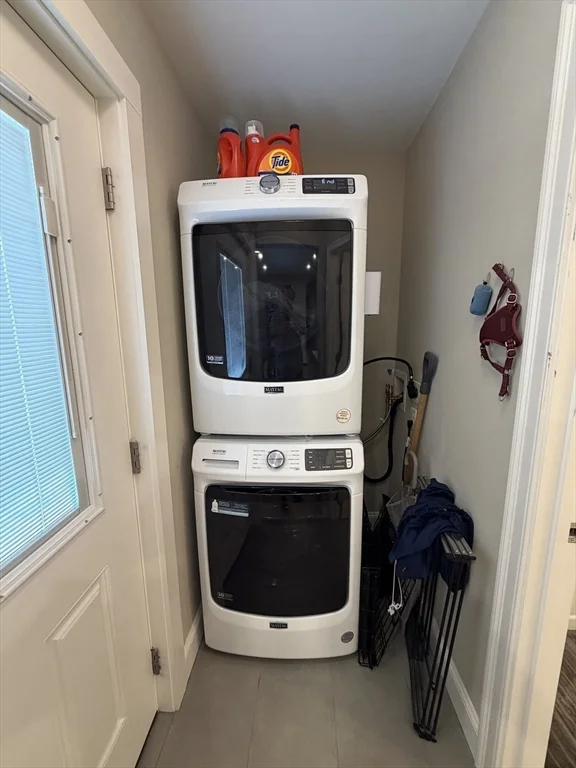 2 bed, 2 bath apartment for rent at 28 High St Unit 2, Waltham — photo 3 of 14