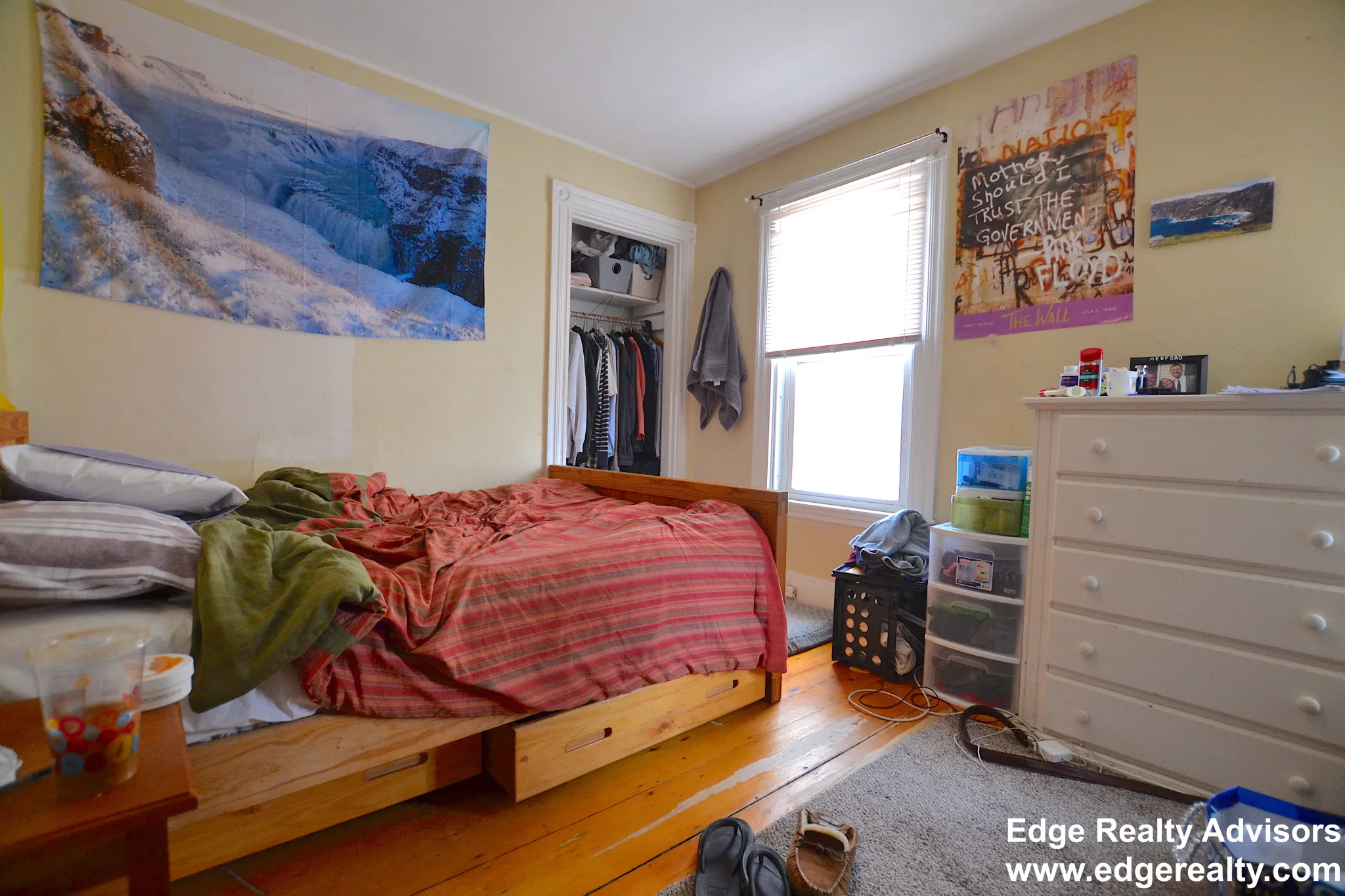 5 bed, 2 bath apartment for rent at 28 Highgate St Unit 1, Allston — photo 9 of 16