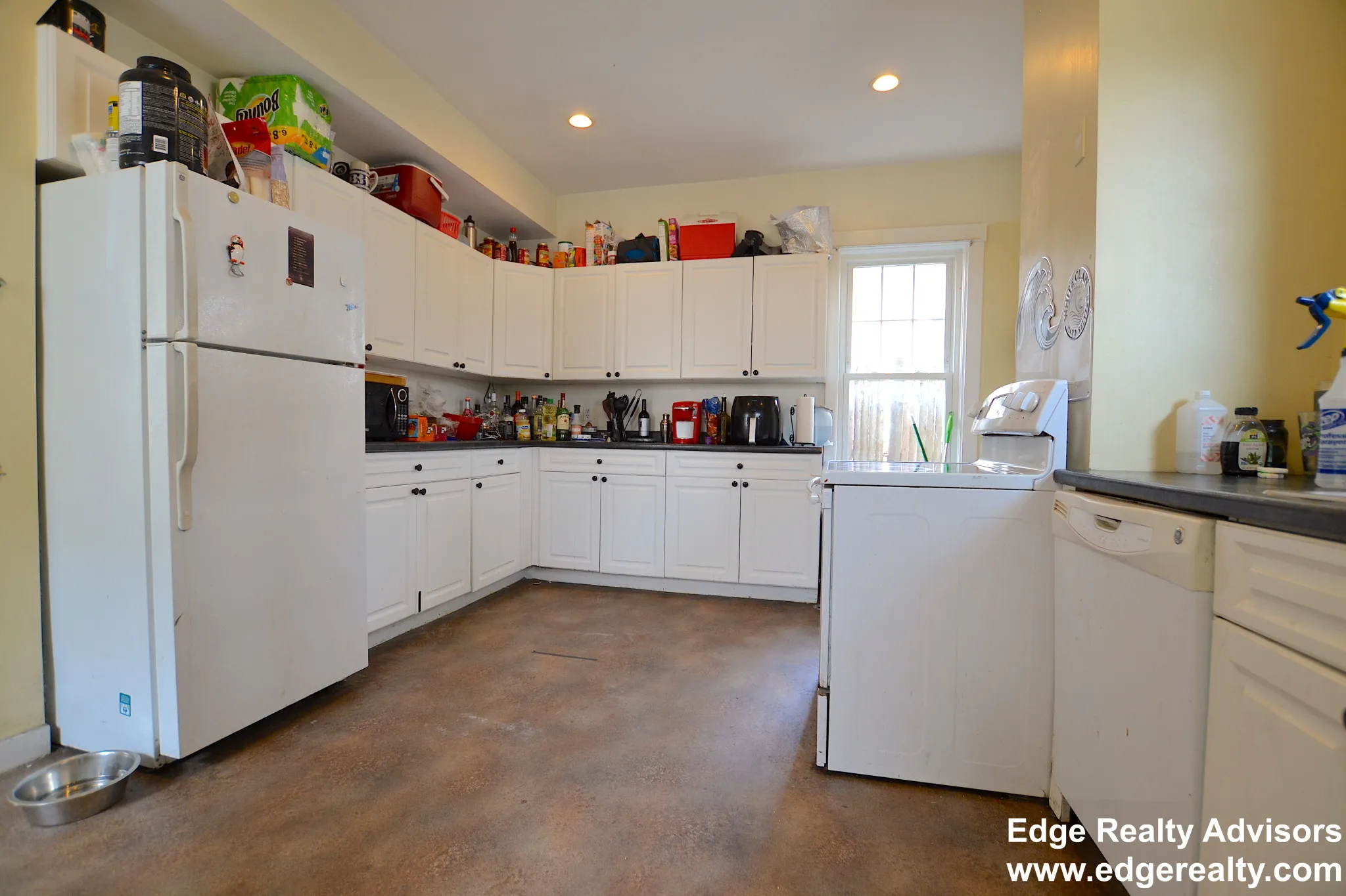 5 bed, 2 bath apartment for rent at 28 Highgate St Unit 1, Allston