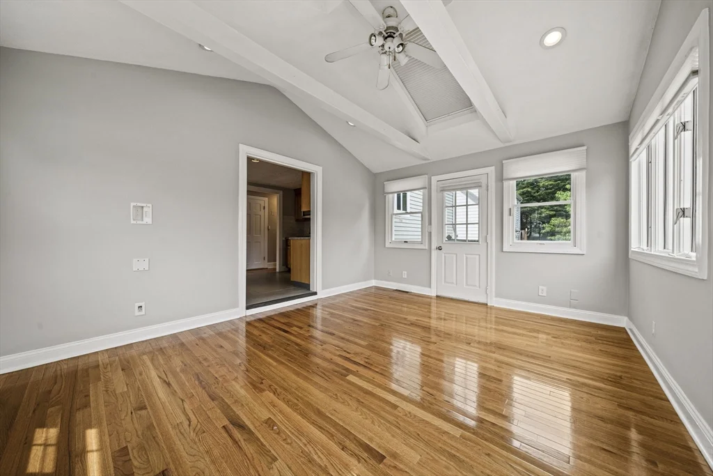 3 bed, 2 bath apartment for rent at 28 Hillside Ave, Stoneham — photo 16 of 36