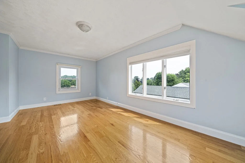 3 bed, 2 bath apartment for rent at 28 Hillside Ave, Stoneham — photo 22 of 36