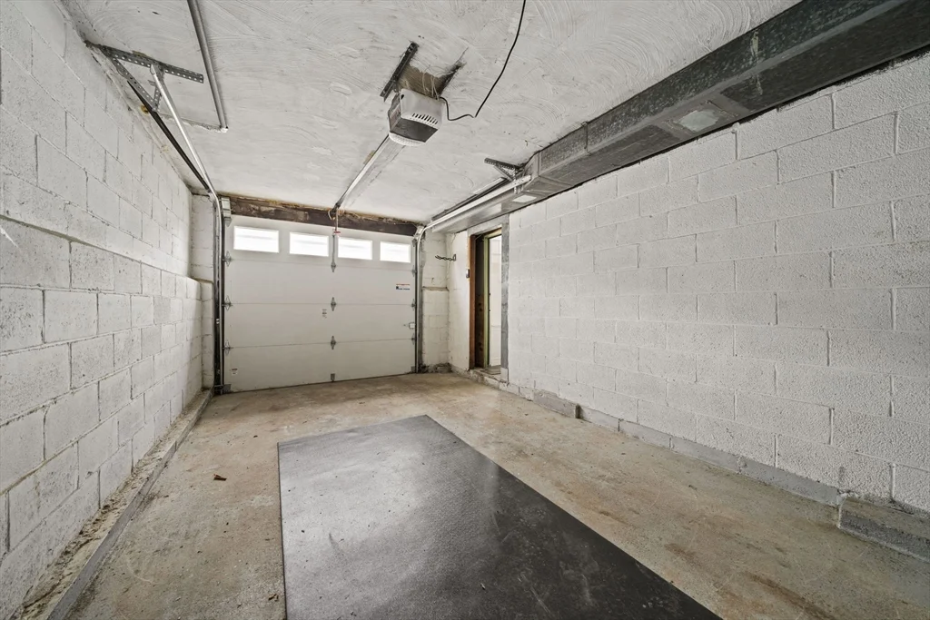 3 bed, 2 bath apartment for rent at 28 Hillside Ave, Stoneham — photo 31 of 36