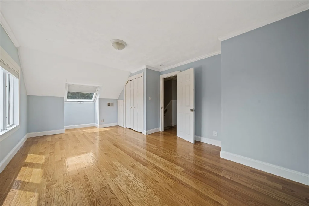 3 bed, 2 bath apartment for rent at 28 Hillside Ave, Stoneham — photo 23 of 36